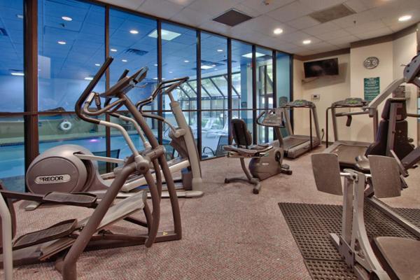 Ramada By Wyndham Albuquerque Midtown Ξενοδοχείο Εξωτερικό φωτογραφία