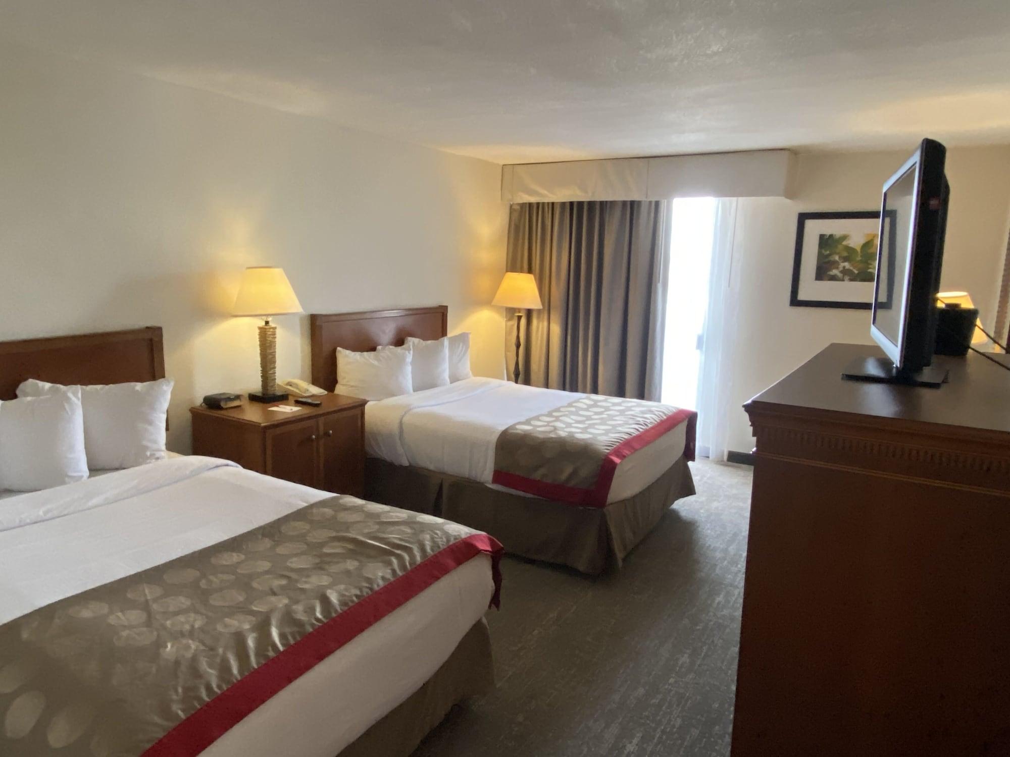 Ramada By Wyndham Albuquerque Midtown Ξενοδοχείο Εξωτερικό φωτογραφία