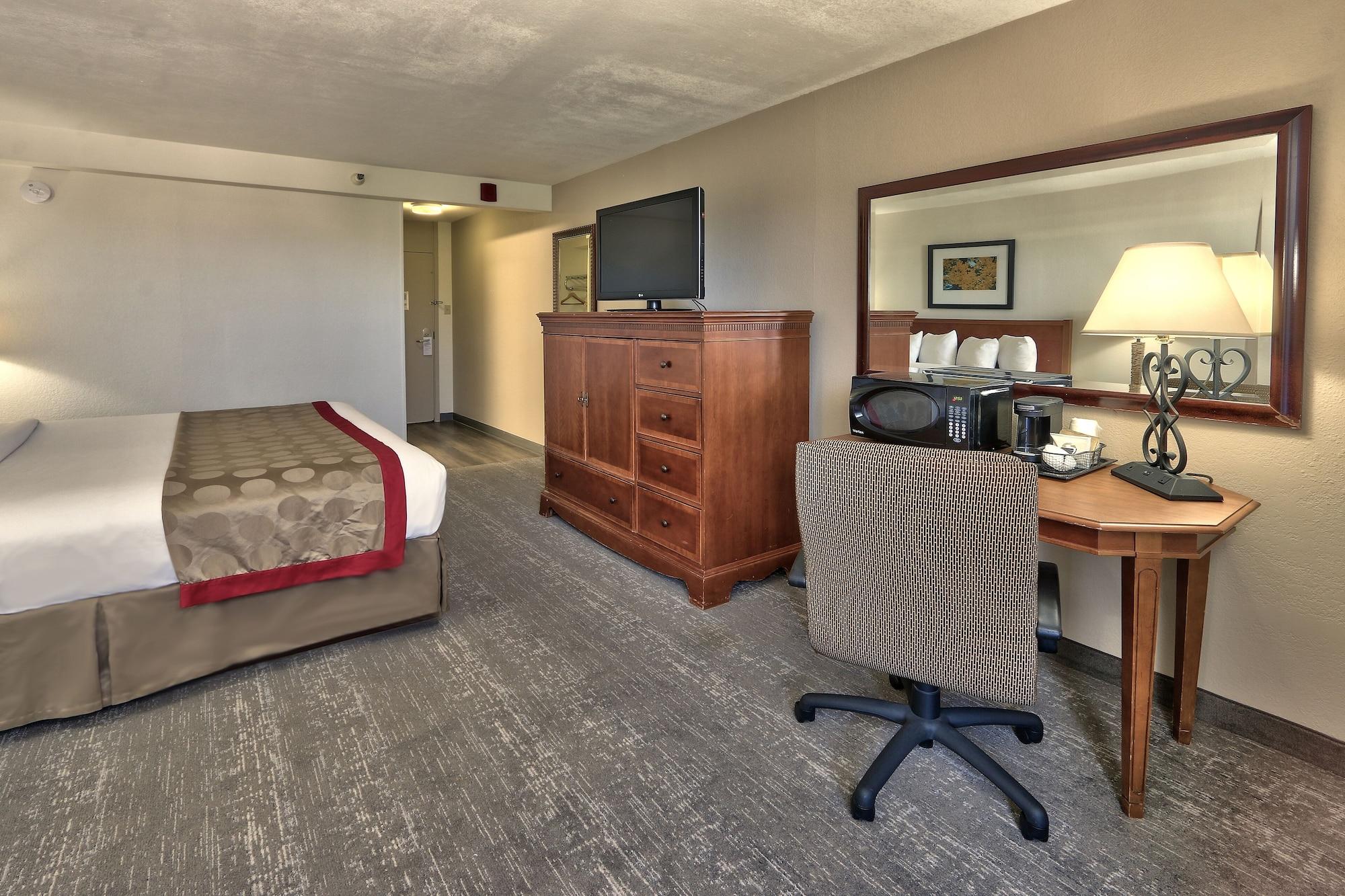 Ramada By Wyndham Albuquerque Midtown Ξενοδοχείο Εξωτερικό φωτογραφία