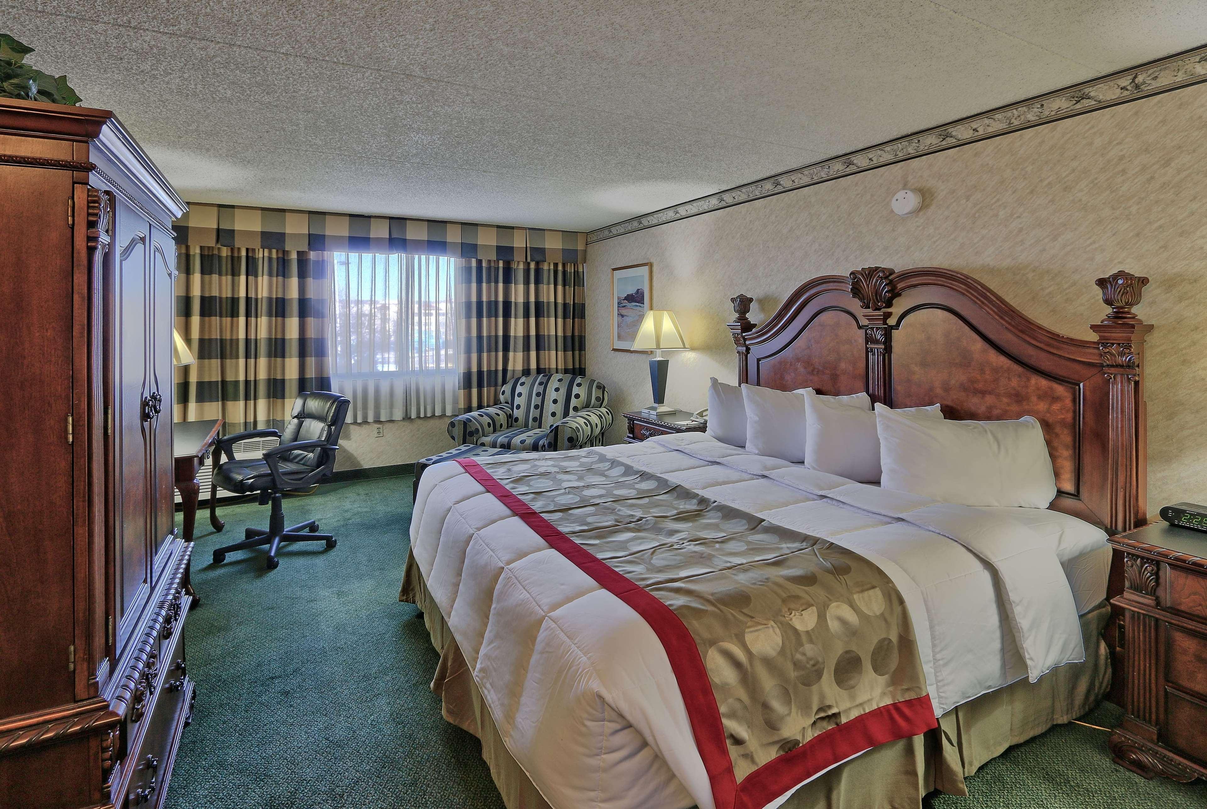 Ramada By Wyndham Albuquerque Midtown Ξενοδοχείο Εξωτερικό φωτογραφία