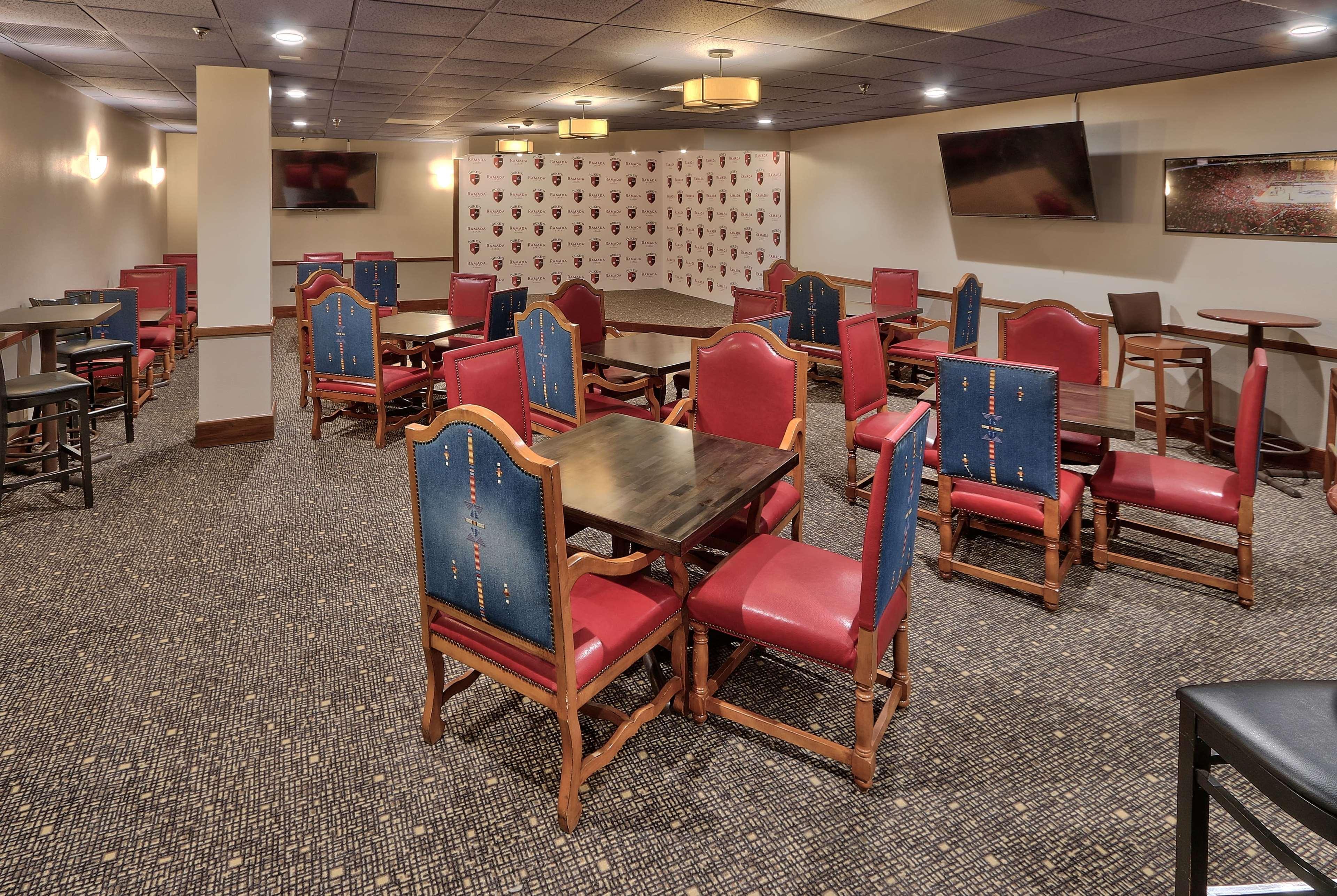 Ramada By Wyndham Albuquerque Midtown Ξενοδοχείο Εξωτερικό φωτογραφία
